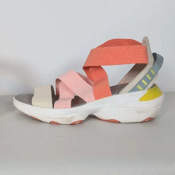 Sorel Explorer Blitz Strappy Sandal - Picture 7 of 10